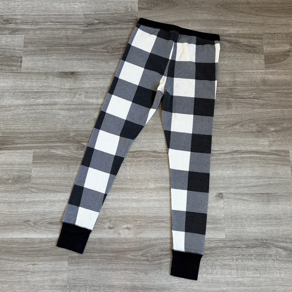 Black/white plaid pajama pants